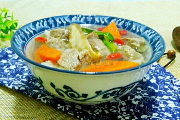 黄芪羊肉胡萝卜汤的做法图解12