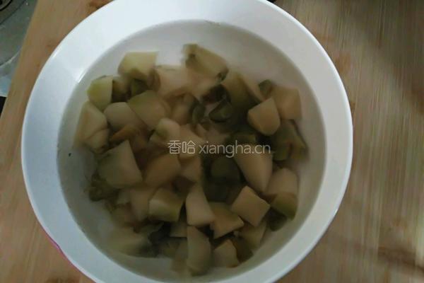 腌泡榨菜的做法图解2