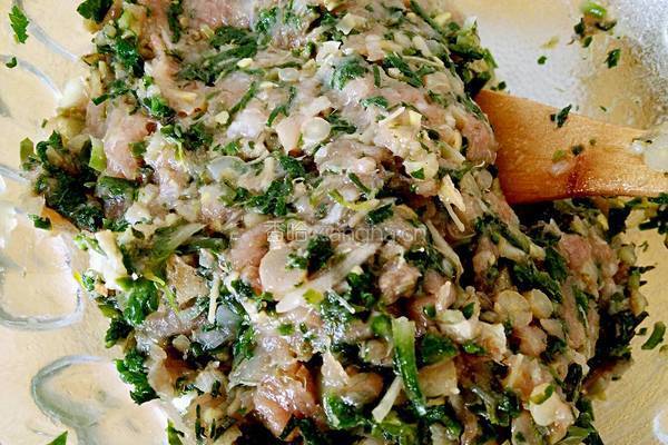 荠菜肉饺子馅的做法图解8