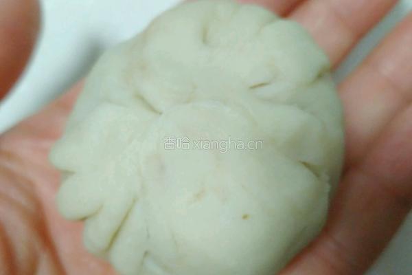 蛋黄酥的做法图解15
