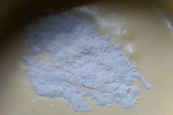 草莓海绵蛋糕的做法图解2