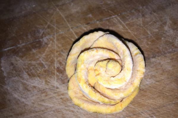 紫薯、南瓜、玫瑰花的做法图解11