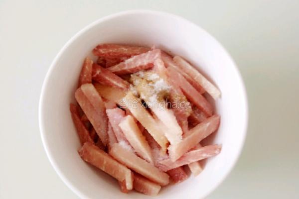 里脊小炒的做法图解1
