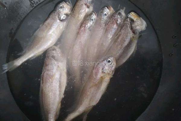 鱼锅饼子的做法图解3