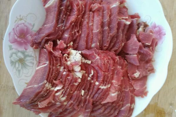 爆炒牛肉的做法图解2