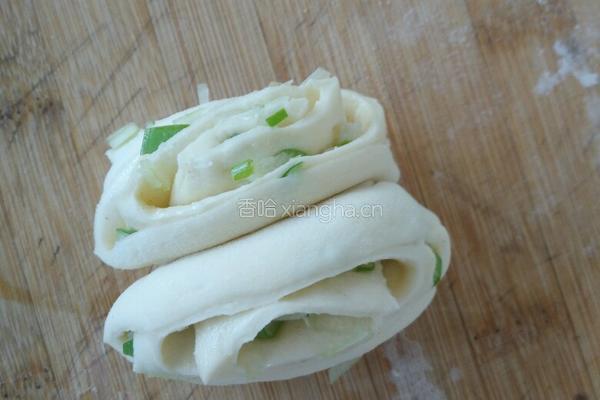 葱花油卷的做法图解10