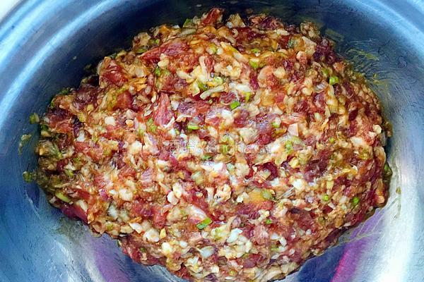 白菜肉卷的做法图解3