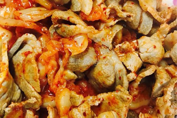 泡菜炒梅花肉的做法图解4