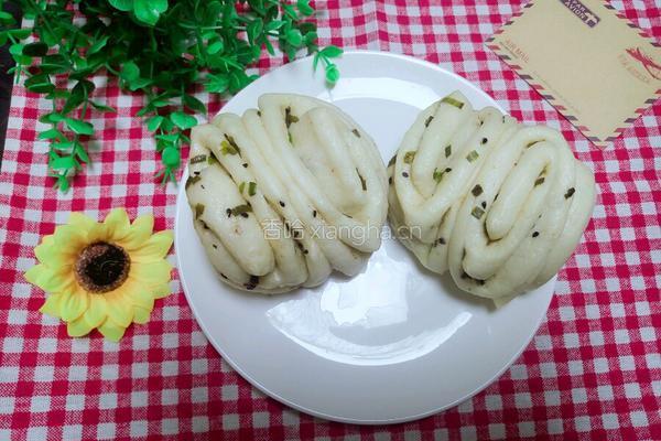 葱油花卷的做法图解1