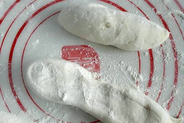 韭菜鸡蛋虾皮馅盒子的做法图解5