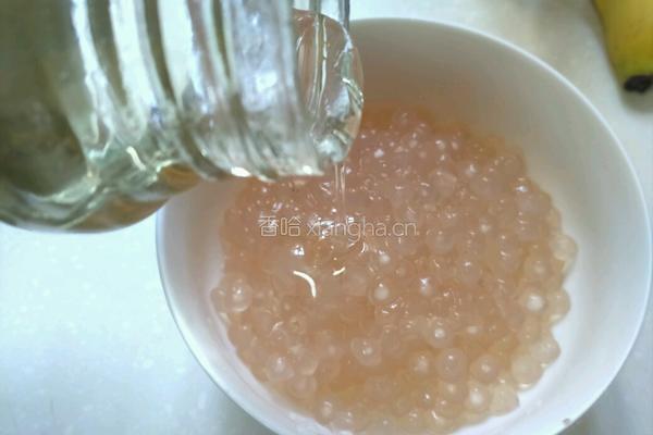 蜜豆牛奶西米露的做法图解1