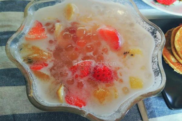 水果椰汁西米露的做法图解8