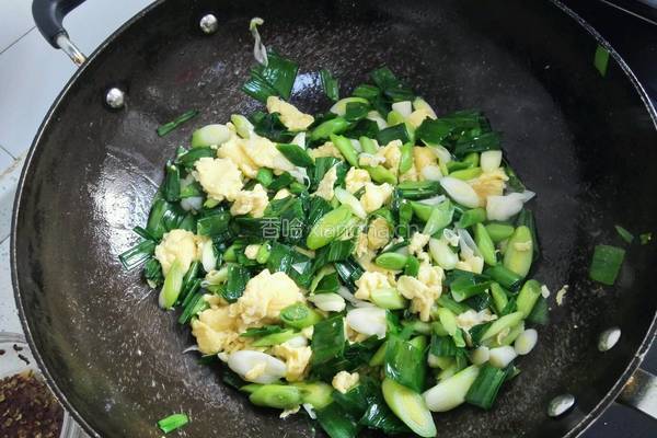 青蒜炒鸡蛋的做法图解7