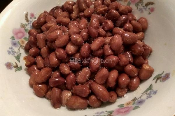 炒花生米的做法图解4