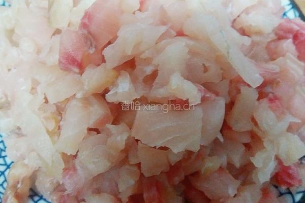 鱼肉萝卜卷的做法图解2