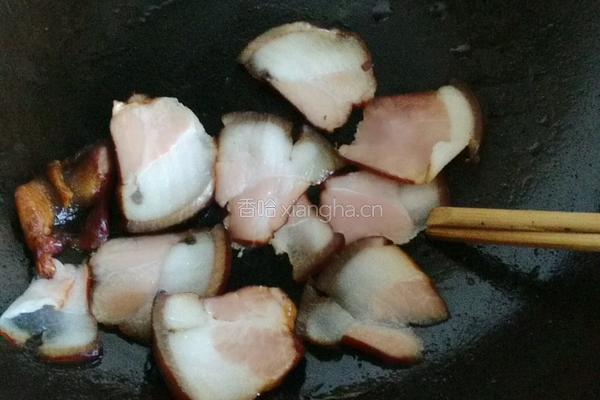蒜薹辣炒腊肉的做法图解7
