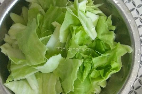 火爆绿甘蓝的做法图解2
