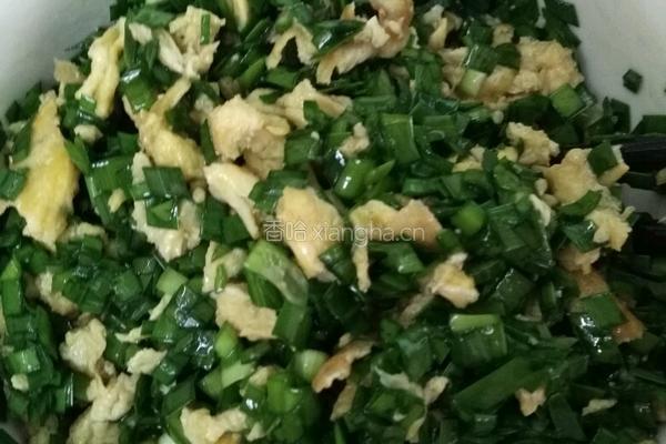 韭菜鸡蛋水饺的做法图解4