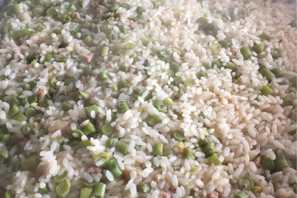 长缸豆肉丁焖饭的做法图解15