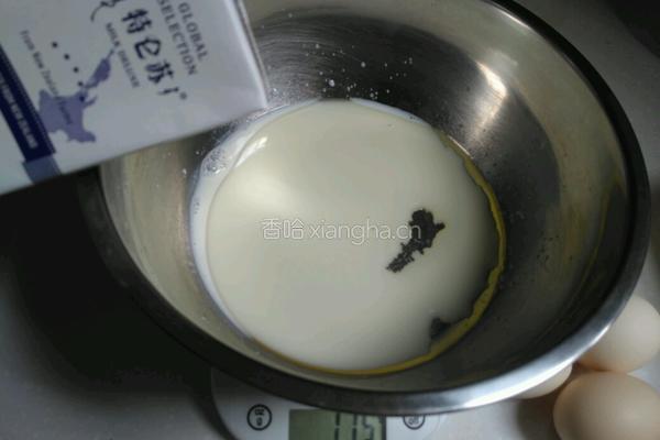 香葱火腿蛋糕卷的做法图解1