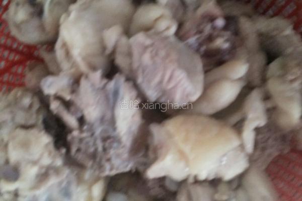 辣炒鸡腿肉的做法图解3