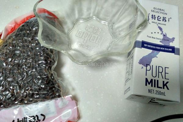 蜜豆牛奶西米露的做法图解2
