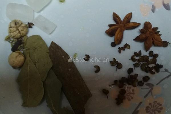 卤蛋的做法图解3