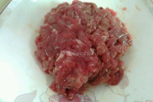 芋头丝炒牛肉的做法图解4