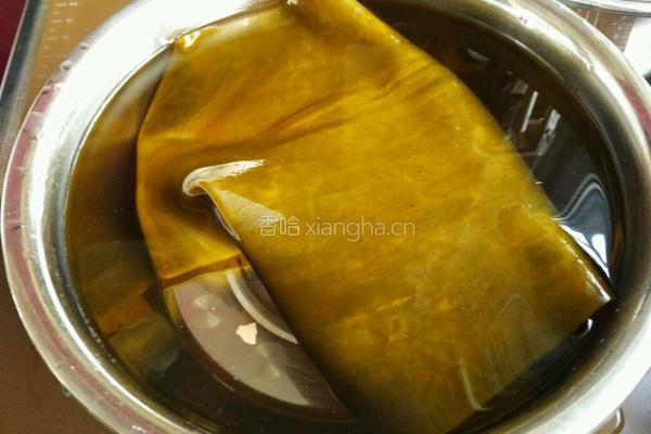 冬瓜海带排骨汤的做法图解2