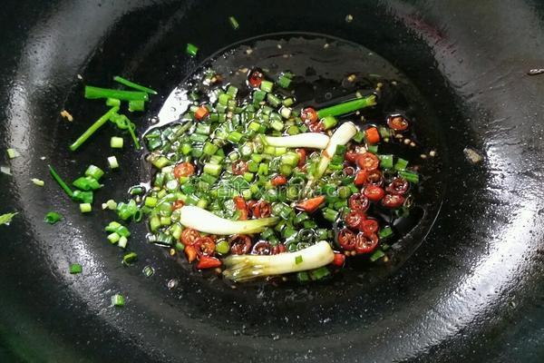 家常香嫩边鱼的做法图解10