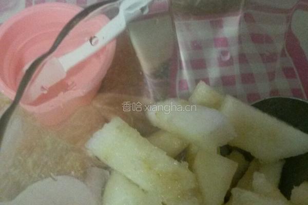 浓郁梨沙拉的做法图解3