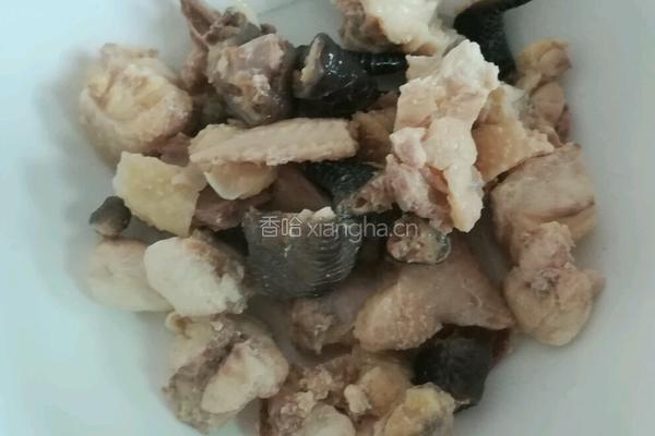 天麻炖土鸡的做法图解4