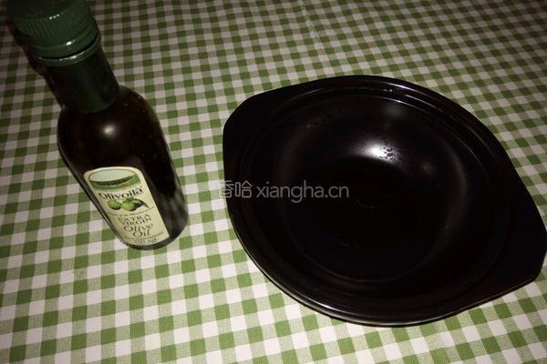 腊肠煲仔饭的做法图解4