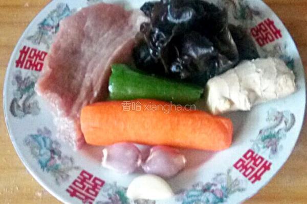 鱼香肉丝的做法图解1