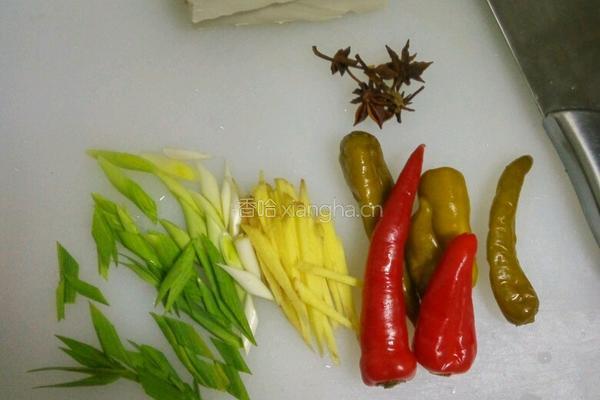 泥鳅豆腐的做法图解3