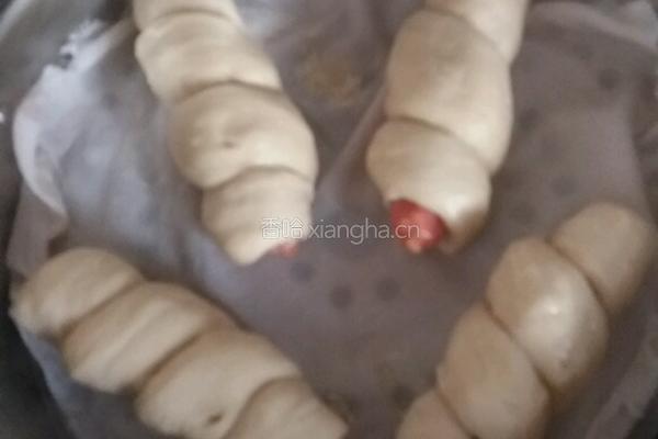 香肠馒头卷的做法图解6