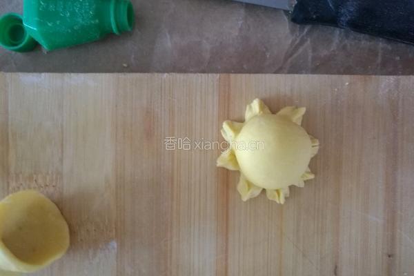 鸡妈妈和牠的孩子们（馒头）的做法图解9