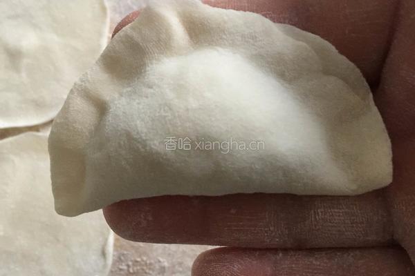 花边饺子（韭菜鸡蛋馅儿）的做法图解11