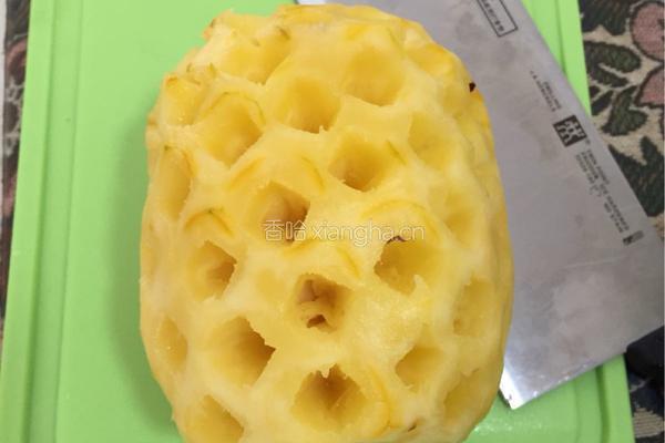 蜜烤菠萝的做法图解1