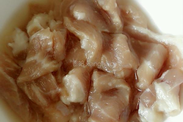 杏鲍菇角瓜炒肉的做法图解4