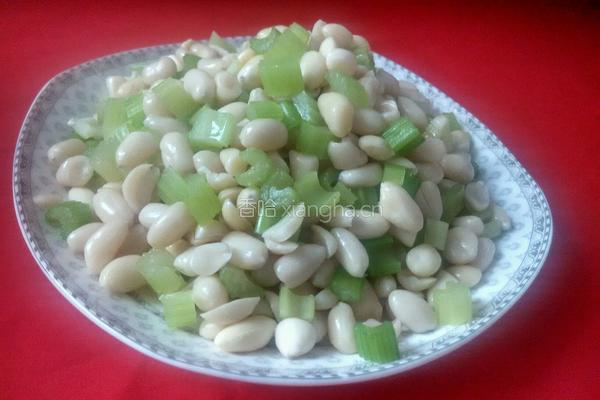 芹菜凉拌花生米的做法图解6
