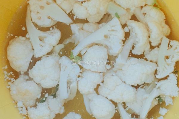 花菜五花肉的做法图解3