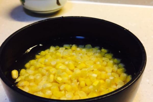 鲜虾粟米羹的做法图解1