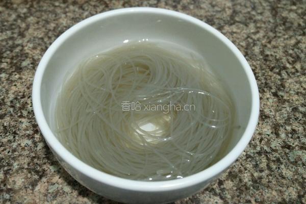 酸菜粉条的做法图解1