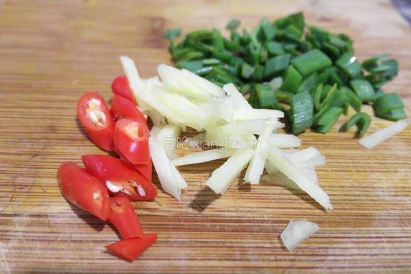 酸菜粉条的做法图解3
