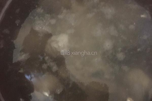 冬瓜薏米龙骨汤的做法图解4