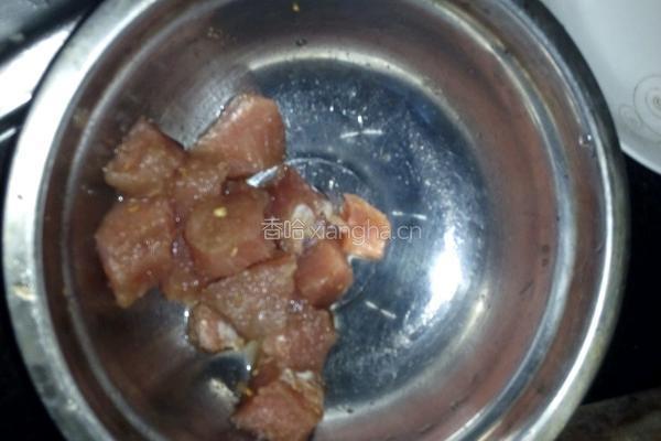 菠萝咕咾肉的做法图解2