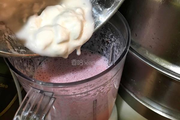 草莓奶昔的做法图解5