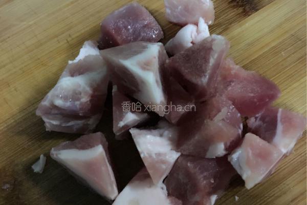 竹笋烧肉的做法图解3