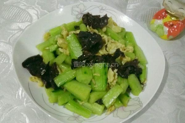 黄瓜木耳炒鸡蛋